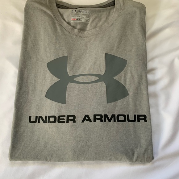 Under Armour Other - Under Armour tee shirt